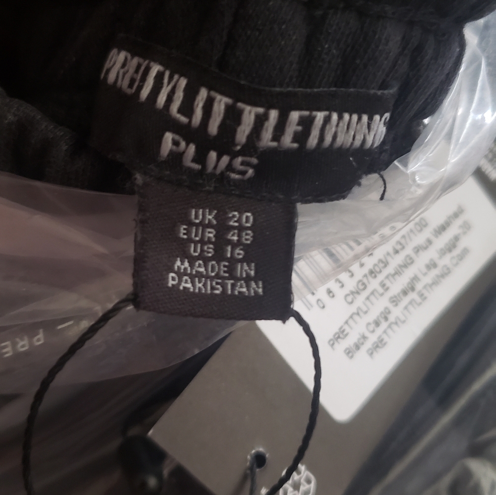 Prettylittlething cargo sweatpants 16sz black nwt - Picture 5 of 5